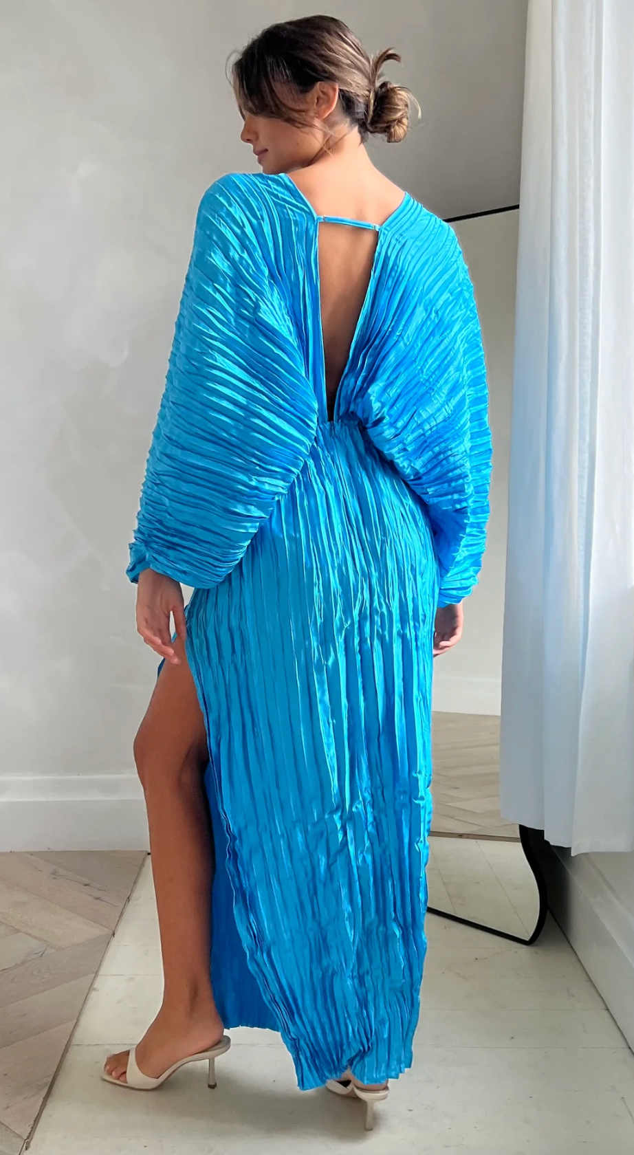 De Luxe Gown