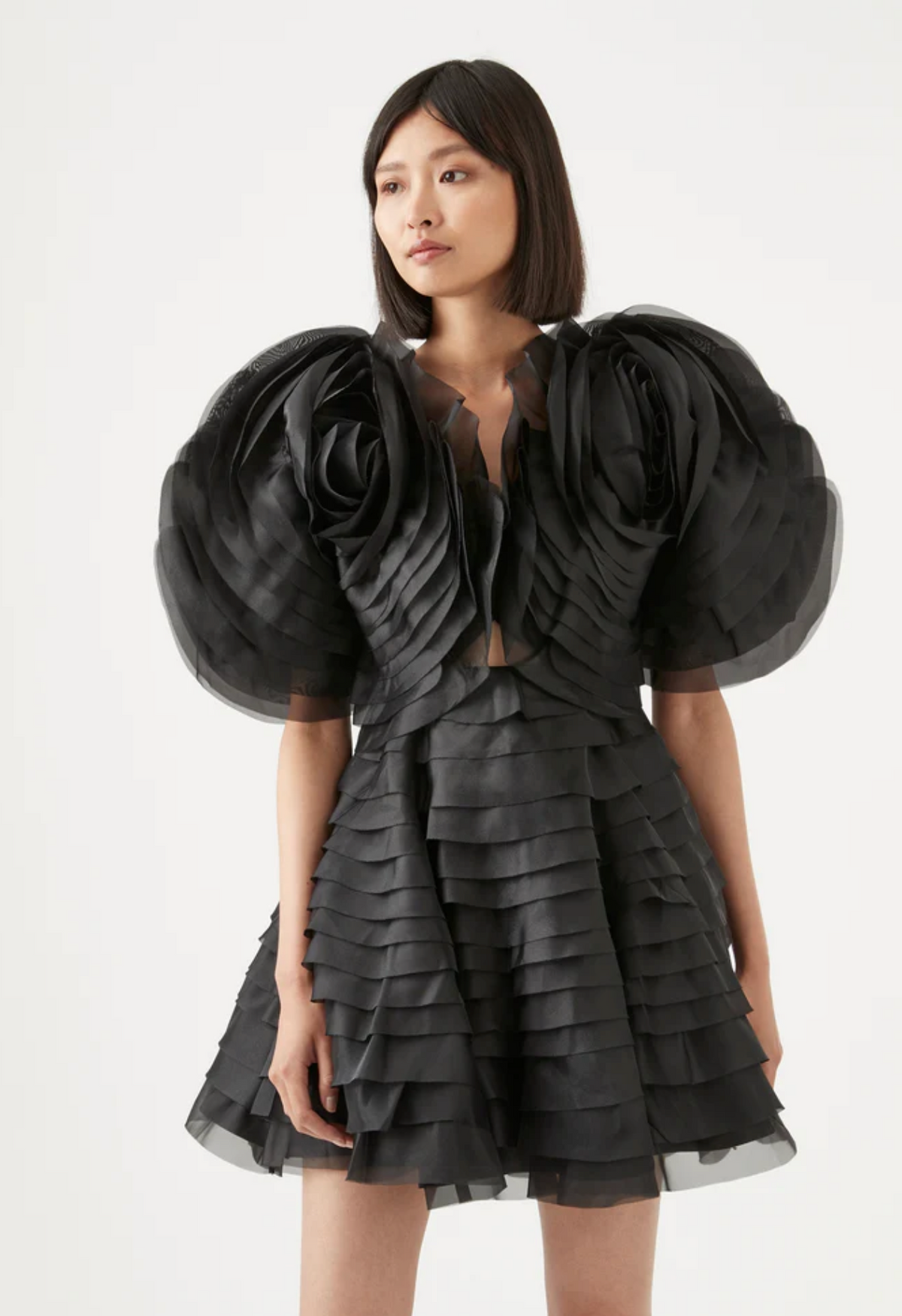 Amour Ruffle Mini - Size 10
